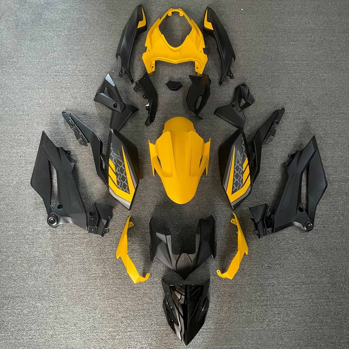 2018-2024 Kawasaki Z400 Fairing Kit Bodywork Plastic ABS