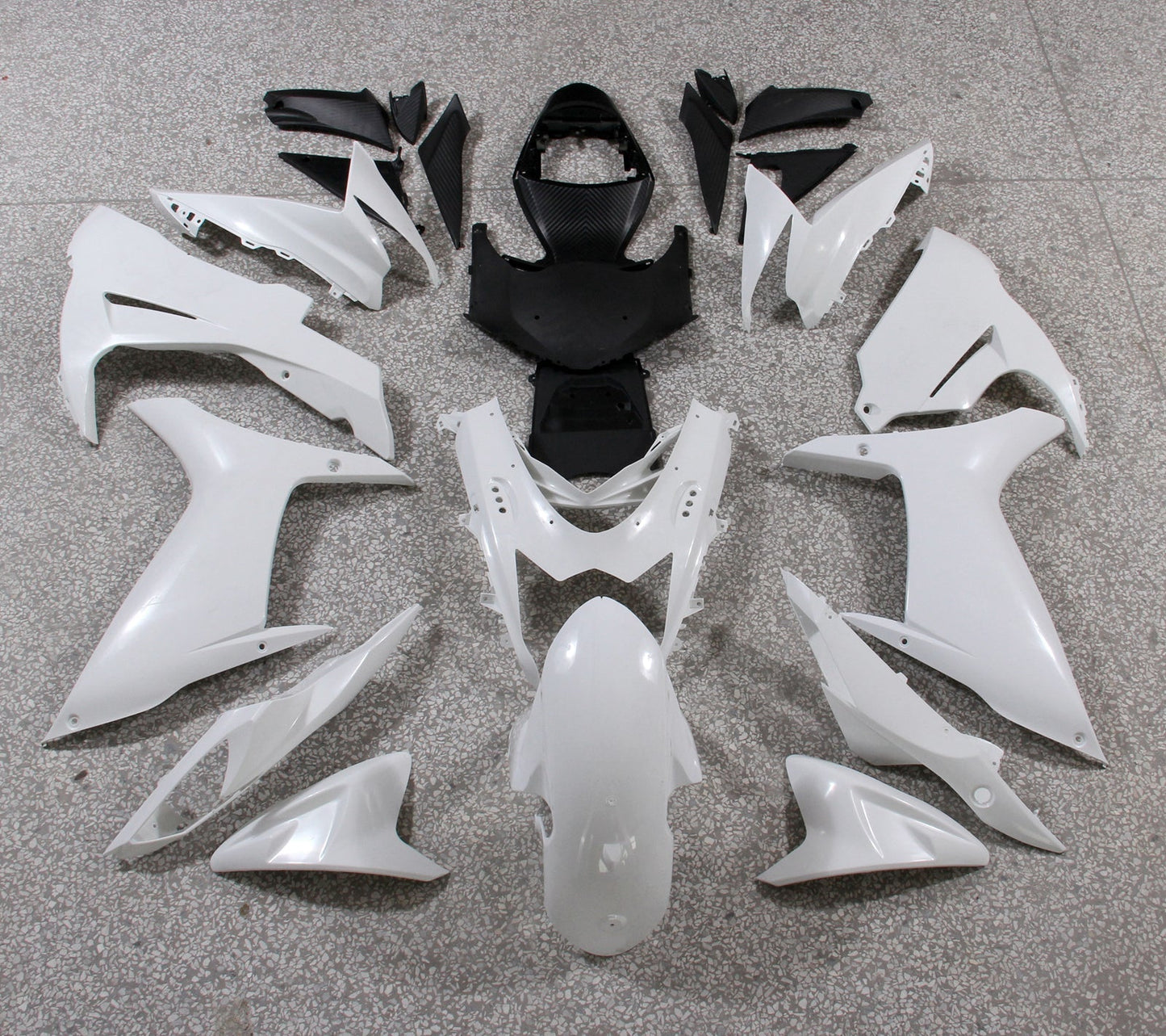 2011-2024 Fairings Plastics Suzuki GSXR 600/750 K11 White Black GSXR Generic